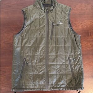 L.L. Bean Men's Olive Green Quilted Zip Vest